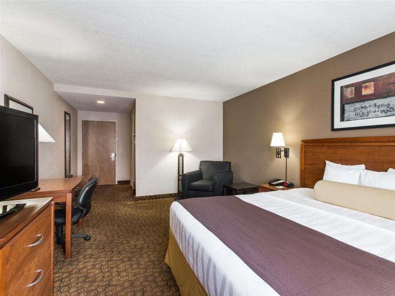 Days Inn & Suites By Wyndham Fort Pierce I-95 Dış mekan fotoğraf